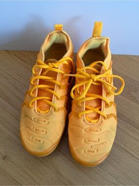 Nike Air Vapormax Plus Sneakers - Women’s 8